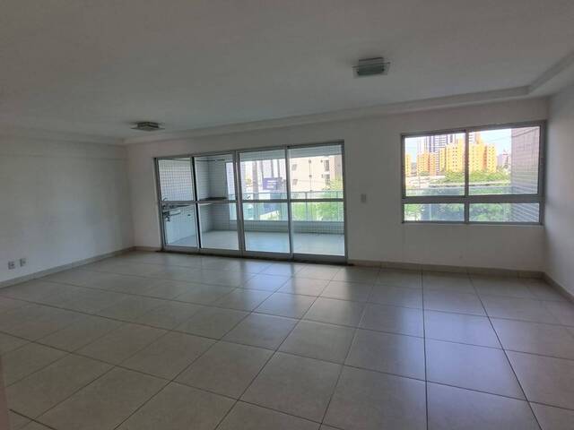 #941 - Apartamento para Venda em Natal - RN