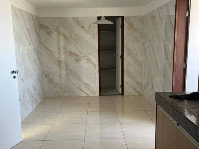 #962 - Apartamento para Venda em Natal - RN