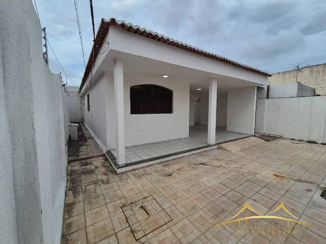 #1012 - Casa para Venda em Natal - RN - 1