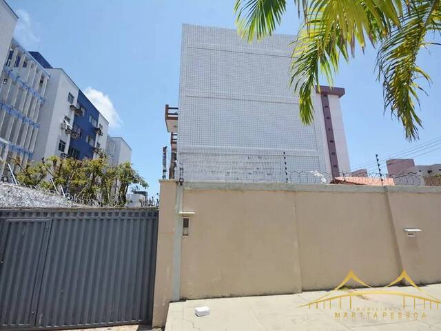 #422 - Apartamento para Locação em Natal - RN