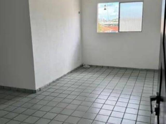 #1192 - Apartamento para Venda em Natal - RN