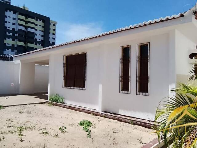 #1265 - Casa para Venda em Natal - RN