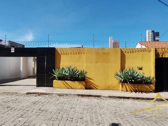 #1265 - Casa para Venda em Natal - RN