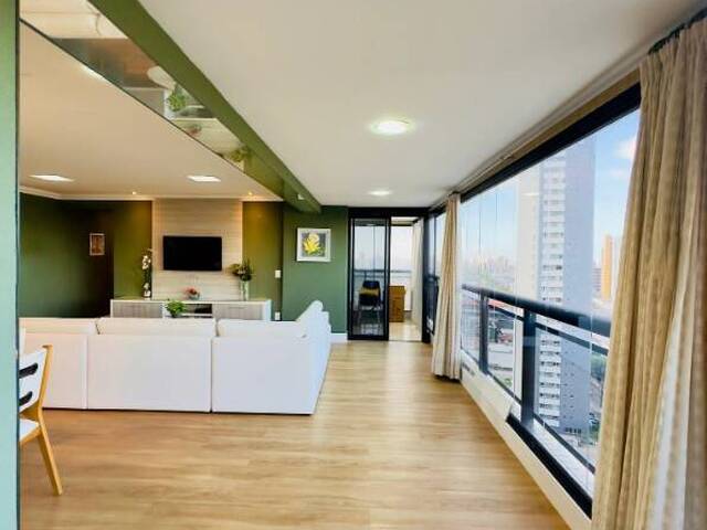 #1027 - Apartamento para Venda em Natal - RN